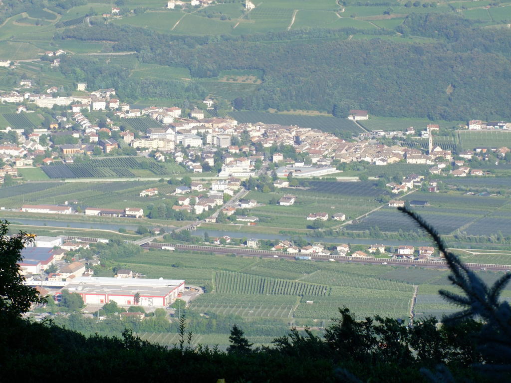 Kerschbamerhof Im Sueden Suedtirols Cortaccia Exteriör bild